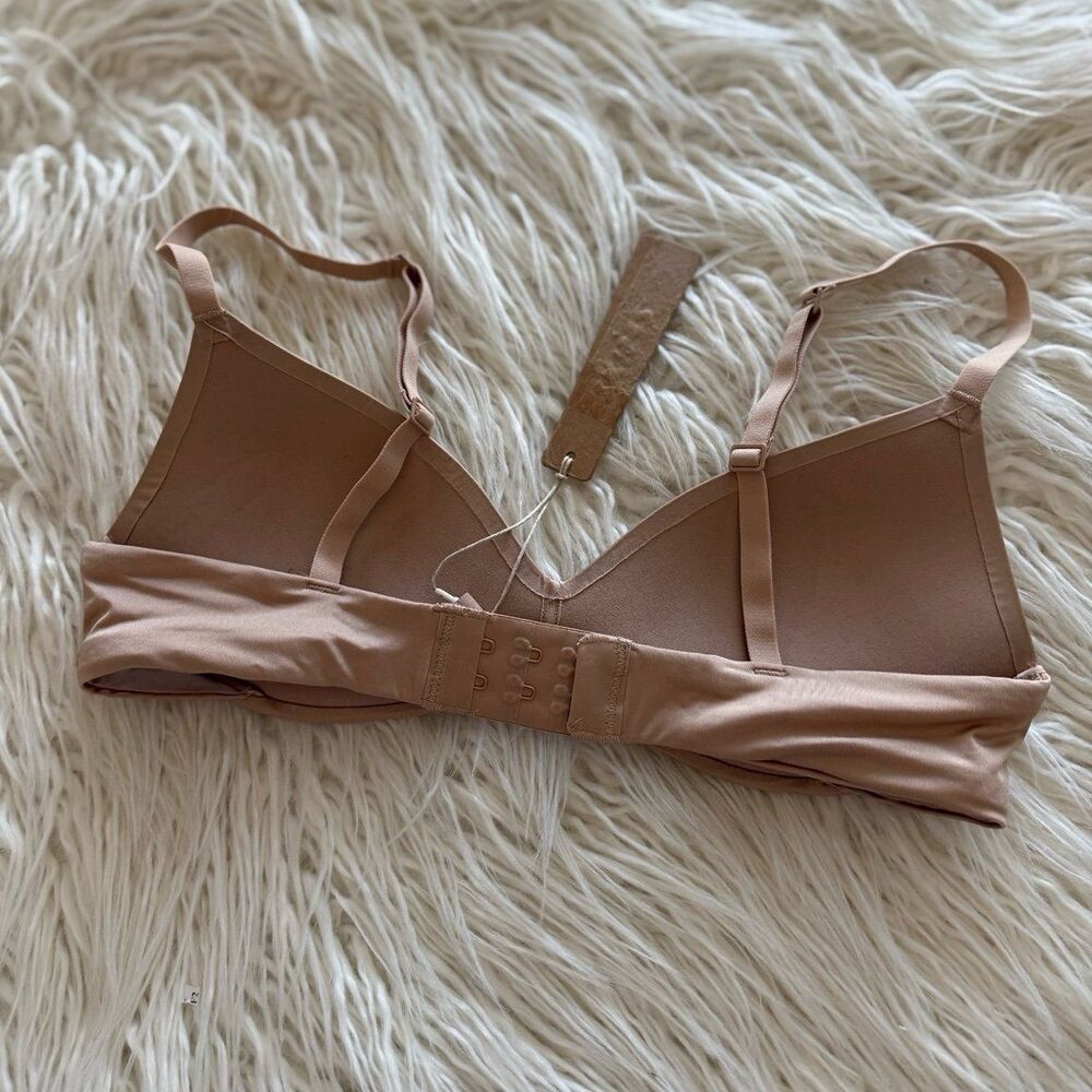 Skims Wireless Push up Bra Clay Size 32A - Picture 6 of 7